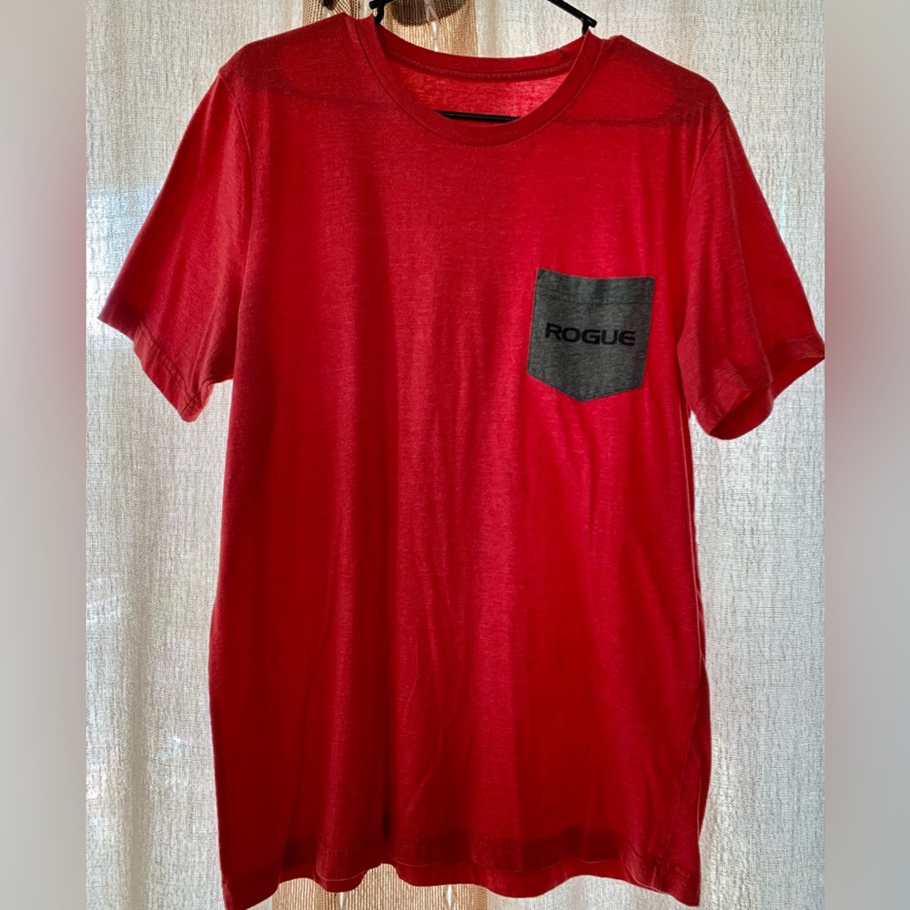 Rogue Men’s Pocket Tee